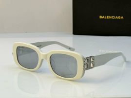 Picture of Balenciga Sunglasses _SKUfw55559960fw